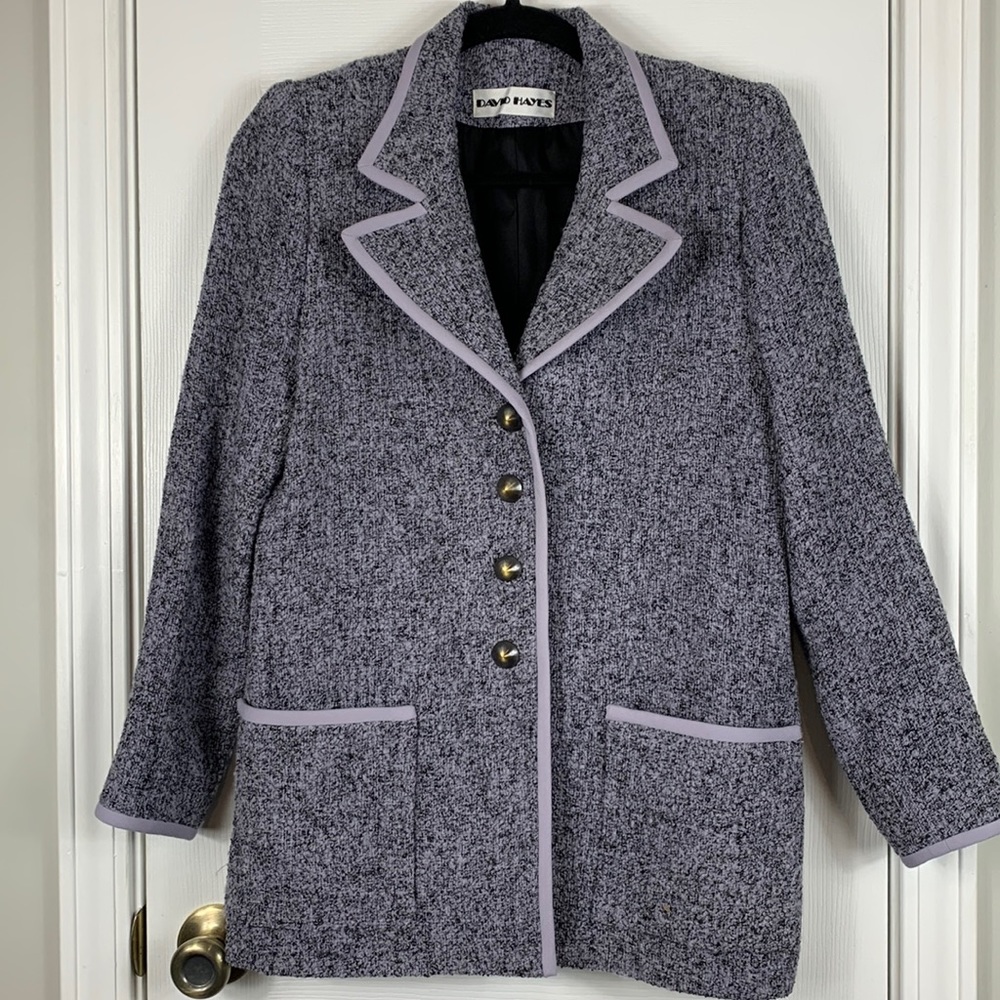 David Hayes black and lavender long sleeved blazer size 4. Gold pointed buttons